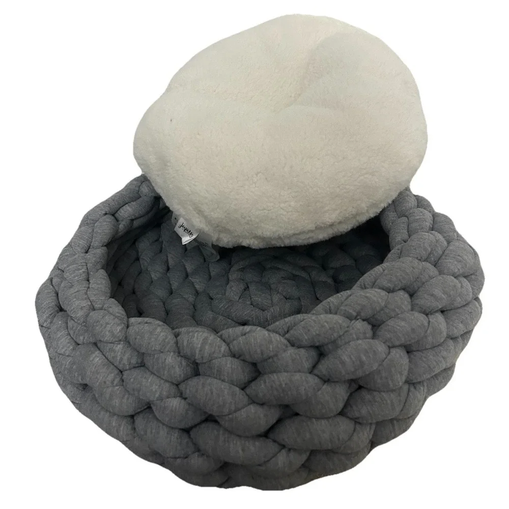Jupiter Woven Knotted Braided Cat Bed, 16